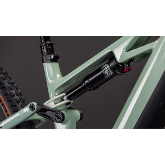 Cube Stereo Hybrid ONE44 HPC Race 800