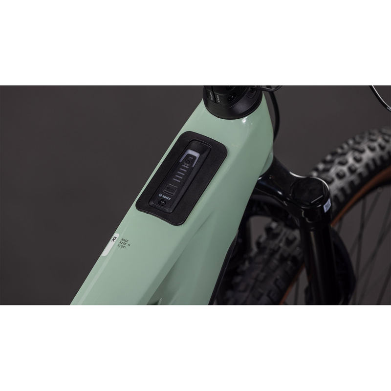 Cube Stereo Hybrid ONE44 HPC Race 800