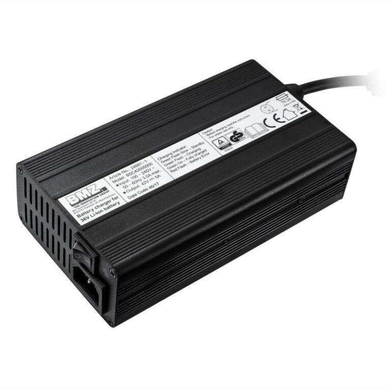 BMZ Ladegerät BSC42005000 42V 5A mit Rosenberger-Stecker – Schnellladegerät
