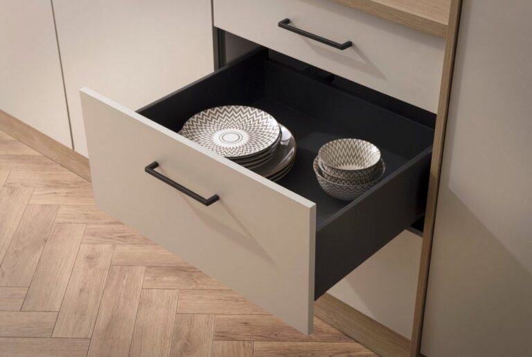KOCHSTATION Küchenzeile KS-Kolari, Küchenblock Made in Germany, Breite 290 cm, wahlweise mit Hanseatic-E-Geräten